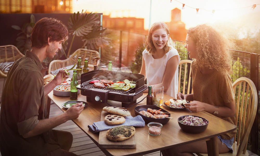 No barbecue party without music including a competition